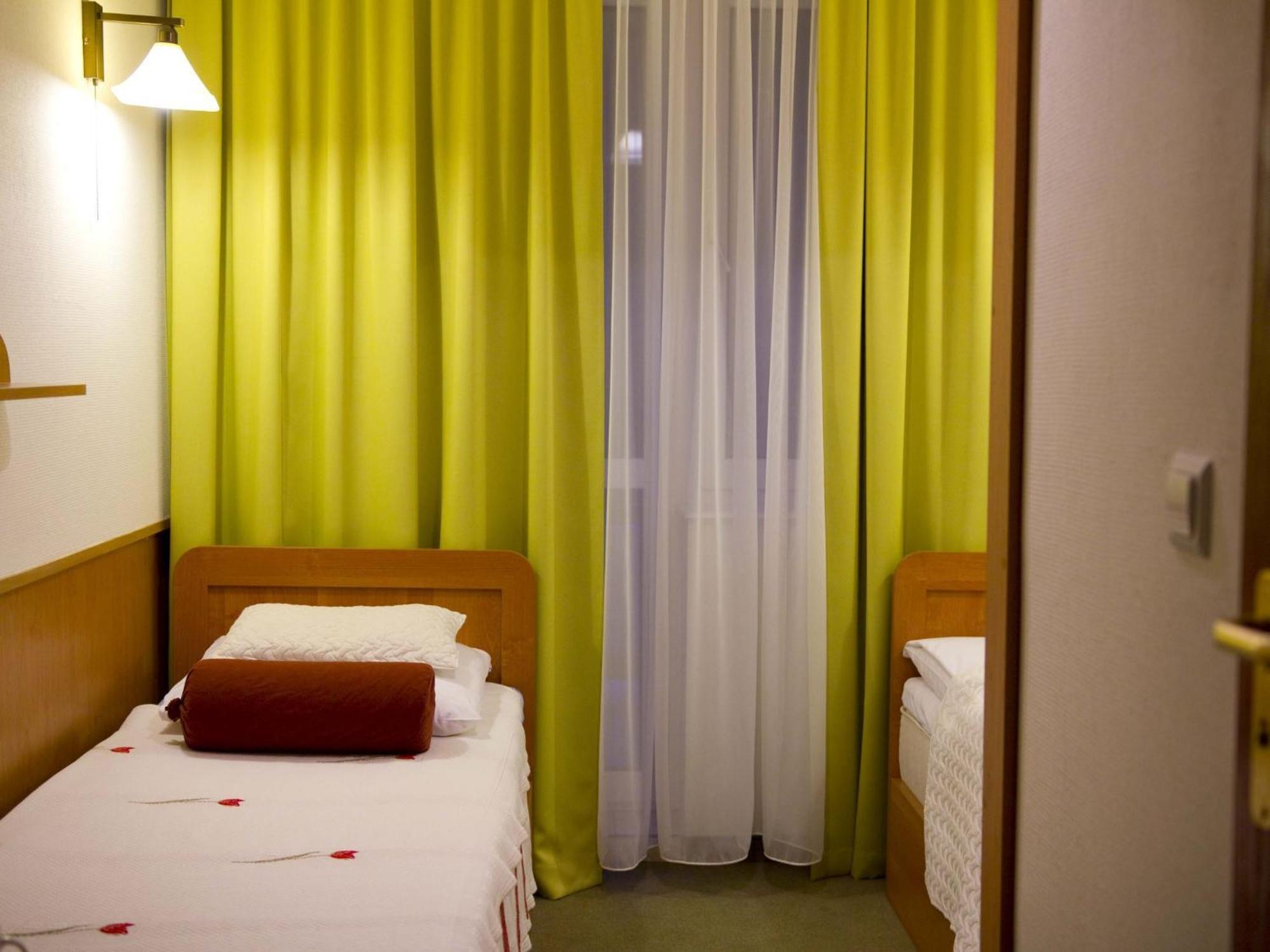 Dom Wczasowy Sokolica Krynica Zdroj Room photo